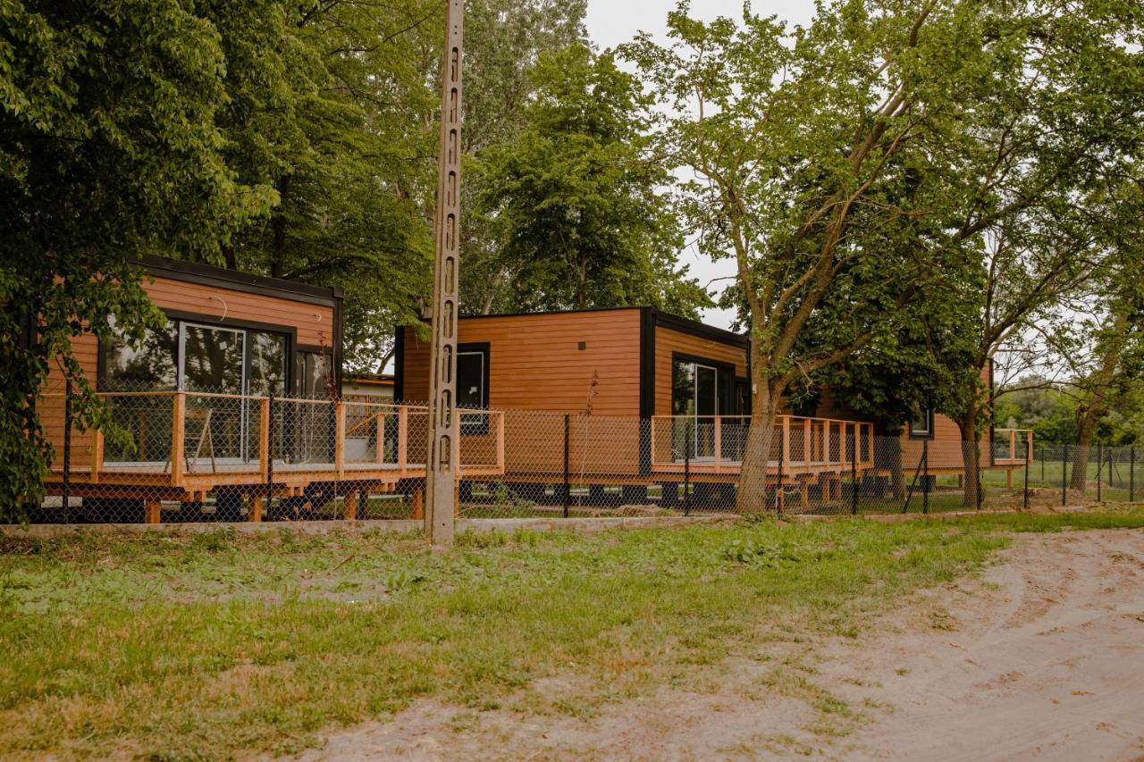 Villa Wez Tu Przystan Pomiechówek Exterior foto